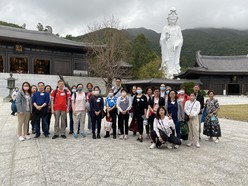 The Alumni Association’s guided tour to Tsz Shan Monastery was successfully held on 22 March