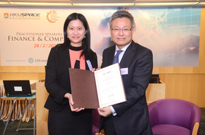 Left: Ms Josephine Kwan - Partner, Asset and Wealth Management, PricewaterhouseCoopers; Member of FSDC Mainland Opportunities Committee; Right: Prof Liu Ning Rong, Deputy Director (Business and China) / Head of College of Business and Finance, HKU SPACE