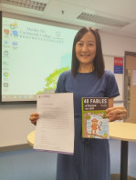 Congratulations to Ms. Lam, who has won the Best Progress Award in our French Introductory Course! Félicitations! 