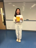 Congratulations to Ms. Chau, who has won the Outstanding Performance Award in our Certificate in French (Intermediate)! Félicitations! 